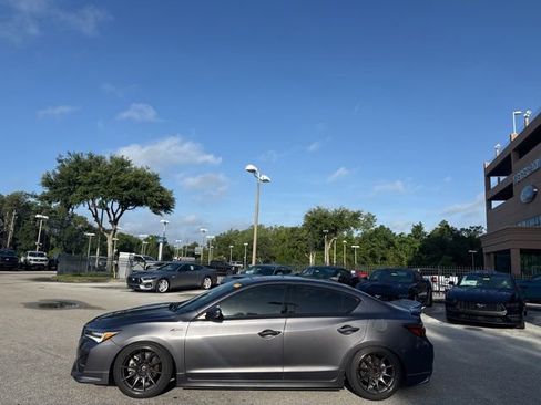 Used 2022 Acura ILX FWD image 2