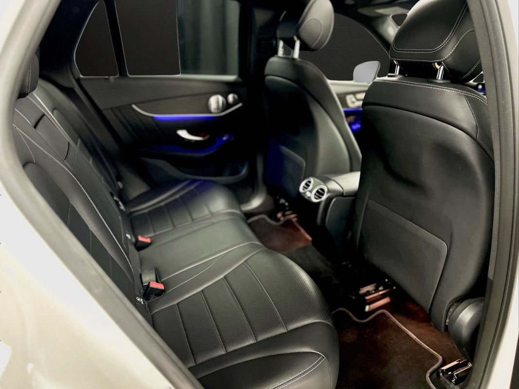 Used 2020 Mercedes-Benz GLC 300 4MATIC image 24