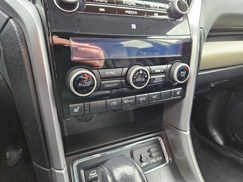 Used 2019 Subaru Ascent Limited w/ Popular Package #3 image 25