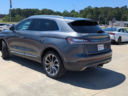 Used 2021 Lincoln Nautilus Reserve w/ Equipment Group 201A FWD image 6