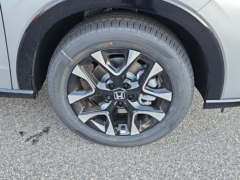 New 2026 Honda HR-V EX-L image 4