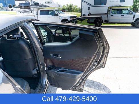 Used 2019 Toyota C-HR Limited FWD image 16