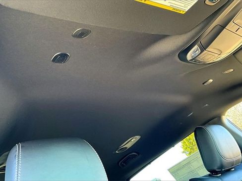 New 2026 Chrysler Pacifica Select image 30