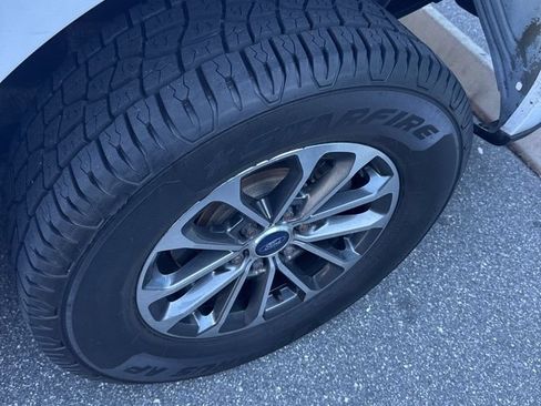 Used 2017 Ford F150 XL w/ Equipment Group 101A Mid RWD image 10