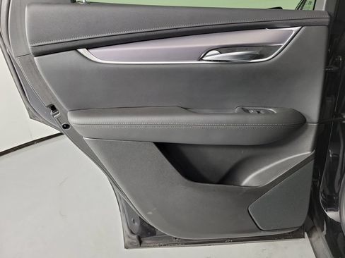 Certified 2023 Cadillac XT5 Luxury FWD image 13