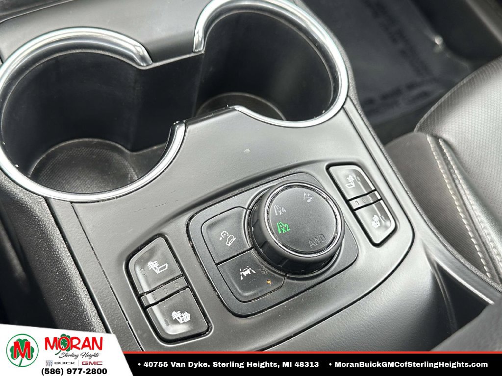 Certified 2024 GMC Terrain SLT w/ Elevation Edition AWD/4WD image 30
