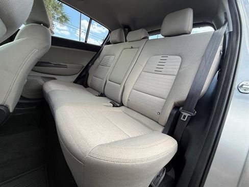 Used 2020 Kia Sportage LX w/ LX Popular Package FWD image 11