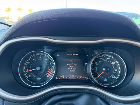 Used 2015 Jeep Cherokee Limited w/ Luxury Group image 10