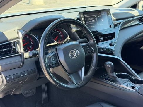 Used 2023 Toyota Camry XSE FWD image 9