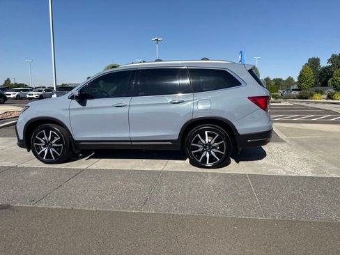 Used 2022 Honda Pilot Touring image 10