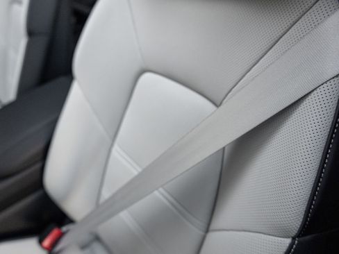 New 2026 Porsche Cayenne E-Hybrid image 16