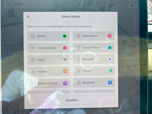 Used 2022 Tesla Model Y Long Range image 14