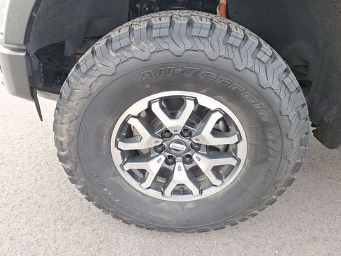 Used 2022 Ford F150 Raptor w/ Equipment Group 801A High AWD/4WD image 32