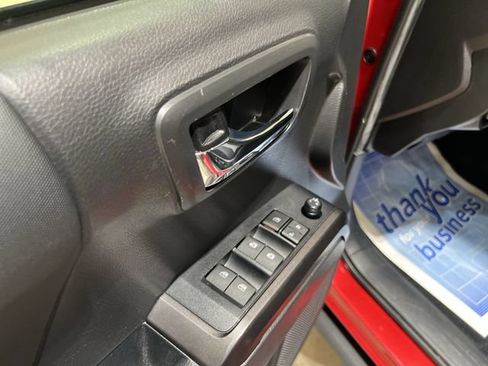 Used 2022 Toyota Tacoma TRD Sport w/ Technology Package RWD image 21