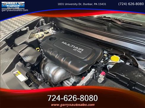 Used 2016 Jeep Cherokee Sport image 11