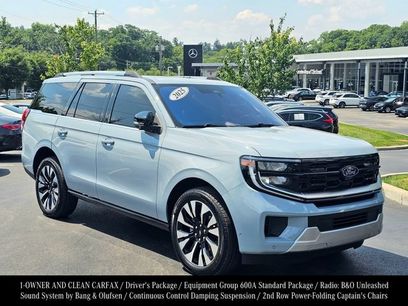 Used 2025 Ford Expedition Platinum w/ Driver's Package