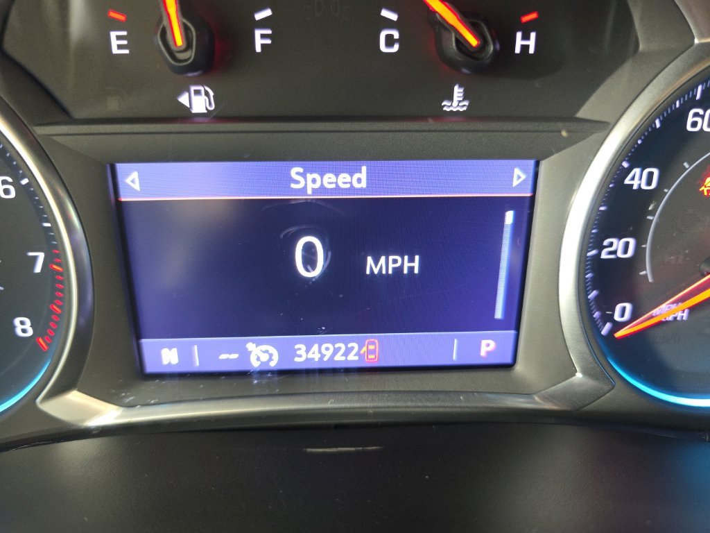 Used 2020 Chevrolet Traverse LT FWD image 16