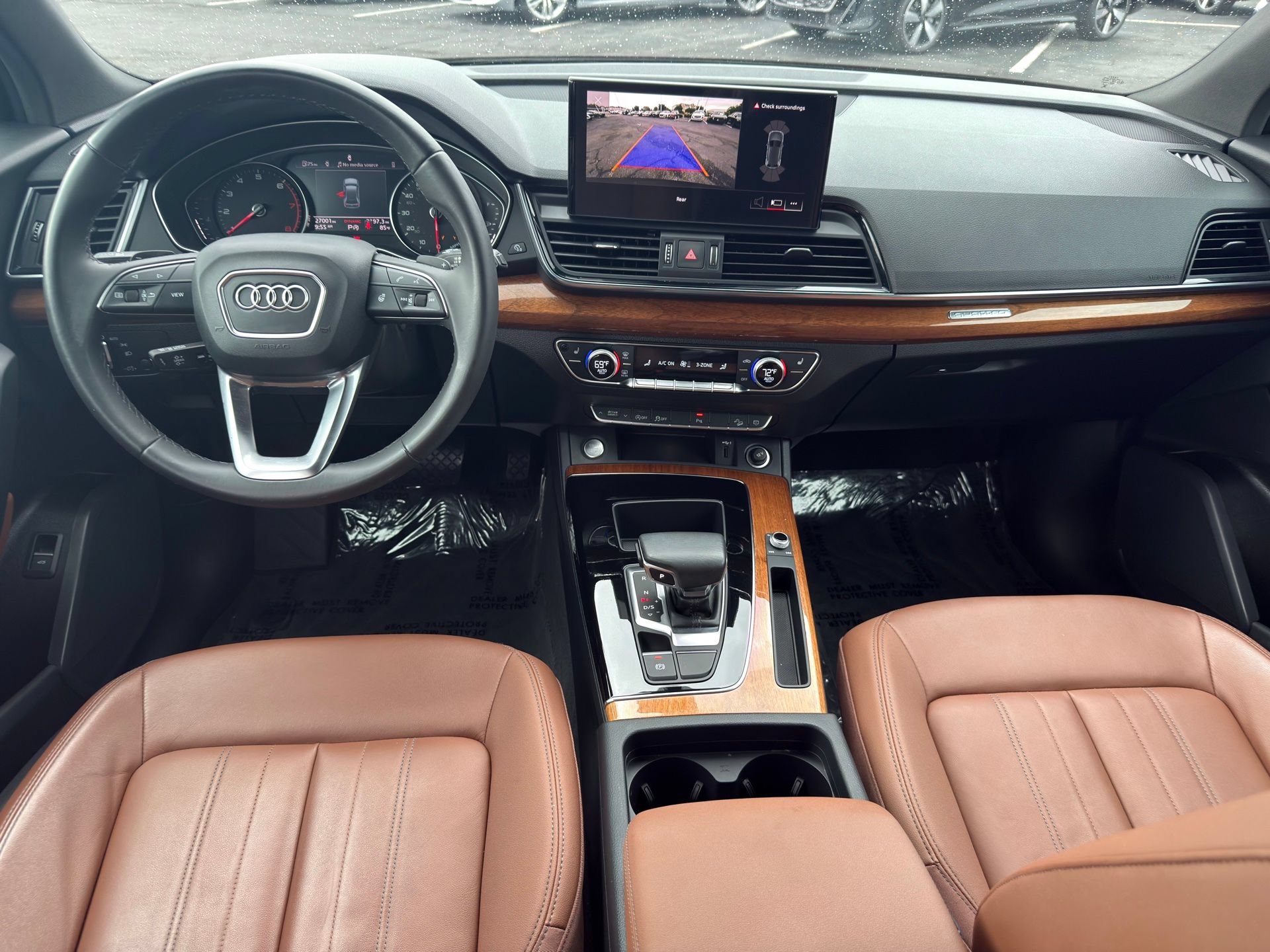 Used 2023 Audi Q5 2.0T Premium w/ Convenience Package AWD/4WD image 25