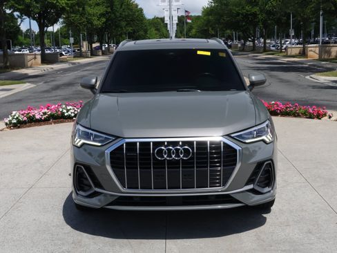 Used 2020 Audi Q3 2.0T Prestige w/ Prestige Package AWD/4WD image 3