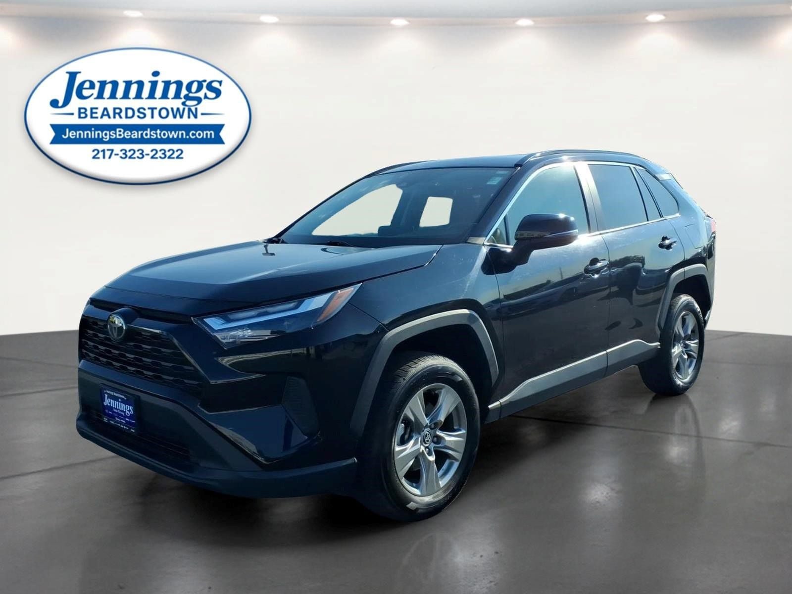 Used 2024 Toyota RAV4 XLE FWD image 1