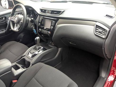 Used 2019 Nissan Rogue Sport S w/ Appearance Package image 21