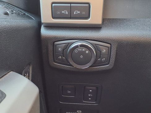 Used 2019 Ford F250 Lariat w/ Lariat Ultimate Package image 17