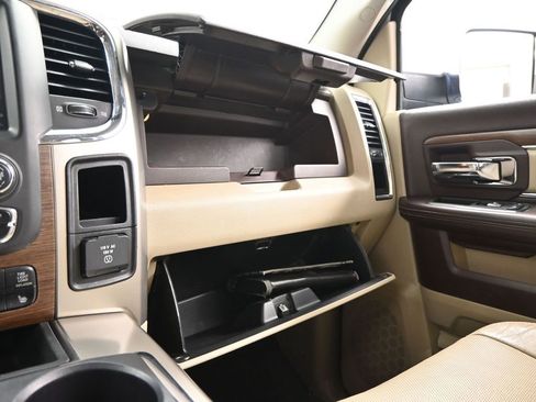 Used 2013 RAM 2500 Laramie w/ Convenience Group image 25