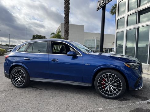 New 2026 Mercedes-Benz GLC 43 AMG 4MATIC image 9