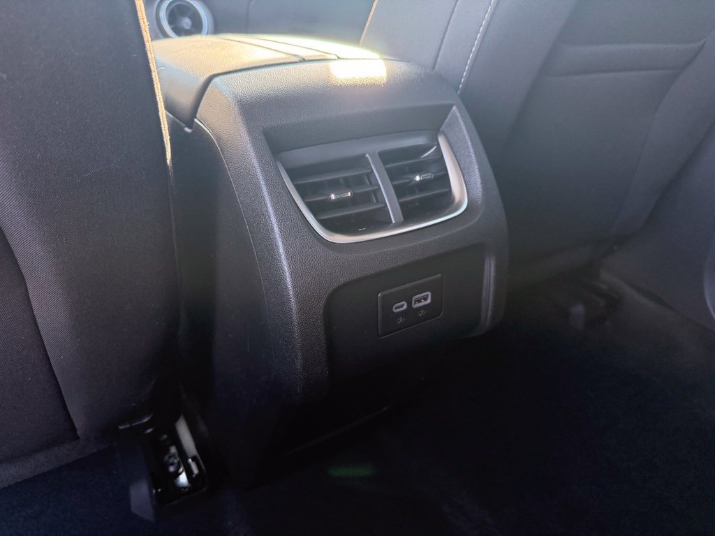 Used 2024 Chevrolet Blazer LT w/ Convenience Package FWD image 31