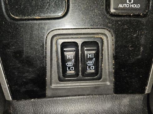 Used 2018 Mitsubishi Outlander SE image 19