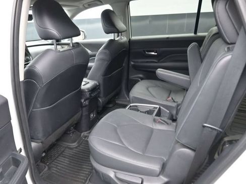 Used 2024 Toyota Grand Highlander FWD image 20