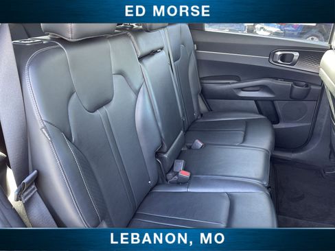 Used 2024 Kia Sorento S image 26