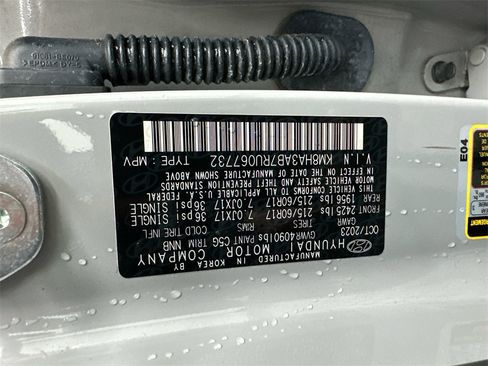 Used 2024 Hyundai Kona SE image 31