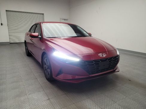 Used 2023 Hyundai Elantra SEL image 14