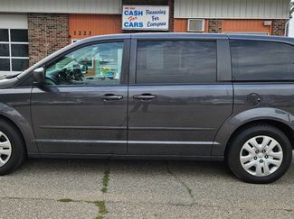 Used 2017 Dodge Grand Caravan SE w/ Power Window Group image 1