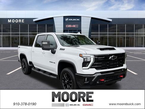 Used 2025 Chevrolet Silverado 2500 LTZ w/ LTZ Plus Package AWD/4WD image 1