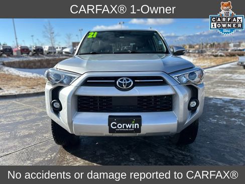 Used 2021 Toyota 4Runner SR5 Premium image 2
