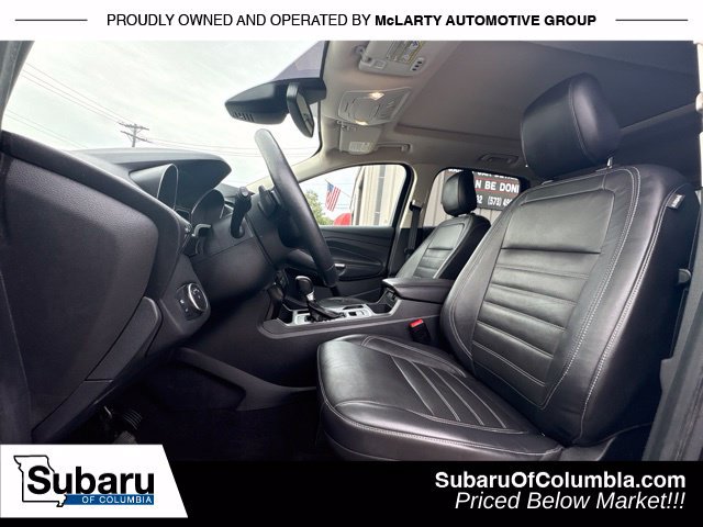 Used 2018 Ford Escape Titanium w/ Ford Safe & Smart Package AWD/4WD image 17