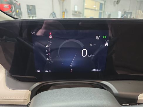 Certified 2024 Buick Encore GX Avenir w/ Avenir Convenience Package image 19