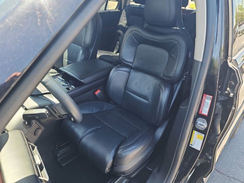 Used 2023 Lincoln Aviator Reserve w/ Equipment Group 201A AWD/4WD image 19