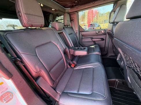 New 2025 Ford Bronco Badlands AWD/4WD image 24