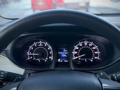 Used 2015 Toyota Avalon XLE FWD image 14