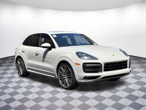 Used 2021 Porsche Cayenne GTS AWD/4WD image 7