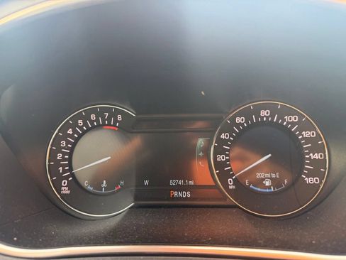 Used 2016 Lincoln MKX Select w/ Select Plus Package FWD image 14