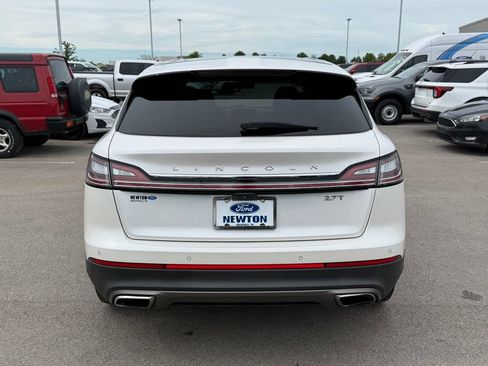 Used 2019 Lincoln Nautilus Reserve FWD image 34