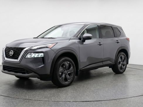 Used 2025 Nissan Rogue SV AWD/4WD image 3