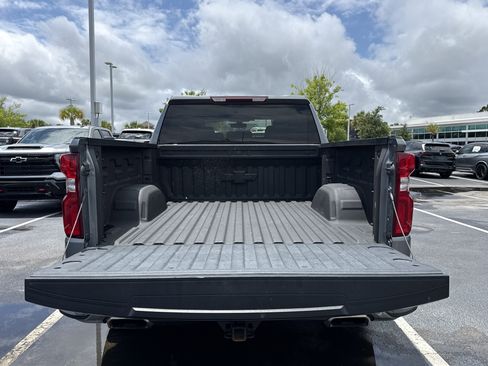 Used 2021 Chevrolet Silverado 1500 RST AWD/4WD image 30