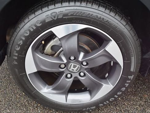 Used 2018 Honda HR-V EX image 44