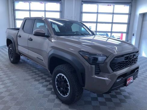 New 2026 Toyota Tacoma TRD Off-Road AWD/4WD image 7