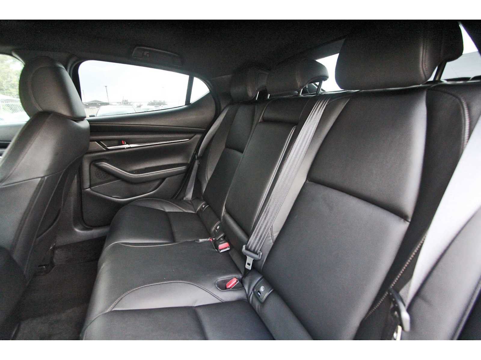 Used 2024 MAZDA MAZDA3 s FWD image 12